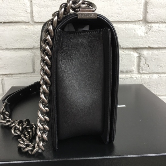 💯% Authentic Boy Chanel Handbag - Picture 4 of 7